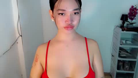 Snapshot of salva_fuckdoll chatting on 05/29/26, 10:19 Salva online show from 05/29/26, 10:19