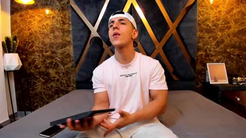 SALVATORE online show from 01/17/25, 02:18