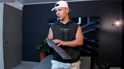 SALVATORE online show from 03/10/25, 11:10