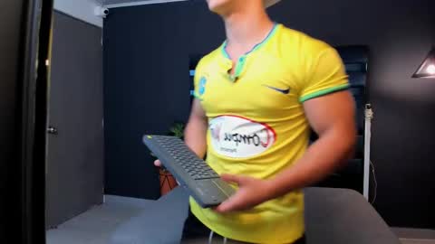 SALVATORE online show from 03/11/25, 02:18