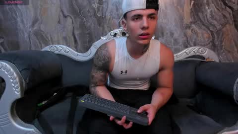 SALVATORE online show from 09/18/25, 02:57