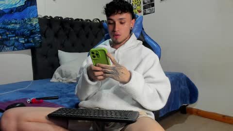   online show from 12/23/24, 01:40