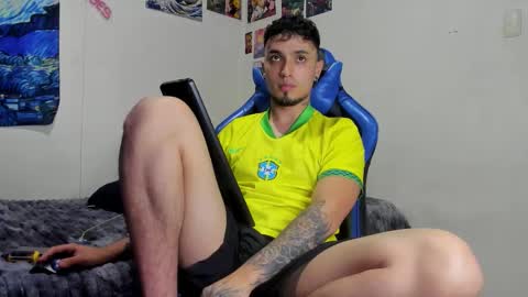   online show from 11/21/25, 01:48