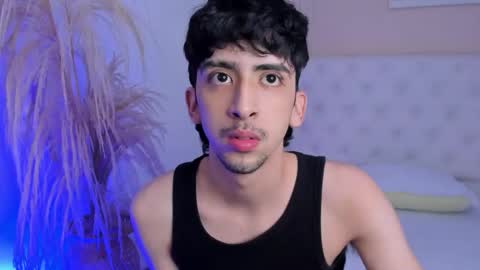 Snapshot of salvatore_monterey chatting on 10/12/25, 08:41 salvatore online show from 10/12/25, 08:41