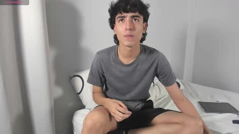 salvatore_montt online show from 02/11/25, 01:20