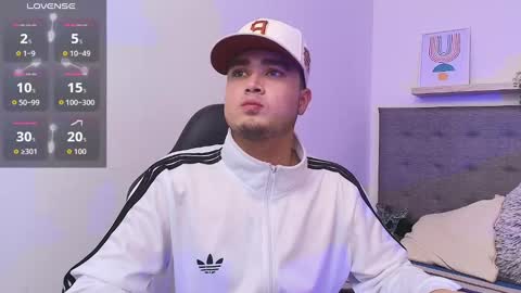 Salvatore  online show from 09/17/25, 08:43