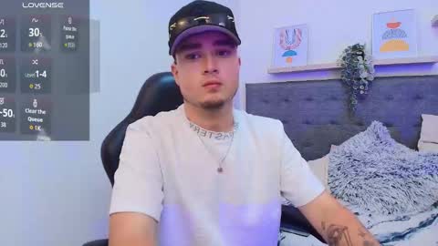 Salvatore  online show from 09/19/25, 10:10