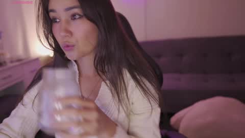 Snapshot of sam01___ chatting on 01/03/25, 11:33 Stefana or Samchispas online show from 01/03/25, 11:33