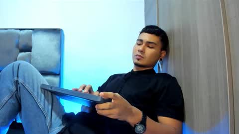 SAM online show from 12/19/25, 04:52