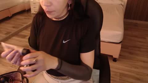 SAM MANSON online show from 09/12/25, 01:55