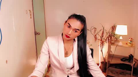 Snapshot of sam_mitinair chatting on 12/08/24, 07:54 sam online show from 12/08/24, 07:54