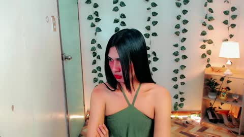 Snapshot of sam_mitinair chatting on 02/11/25, 02:35 sam online show from 02/11/25, 02:35