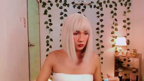 Snapshot of sam_mitinair chatting on 02/24/25, 01:57 sam online show from 02/24/25, 01:57