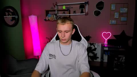 Sam online show from 11/30/25, 08:13