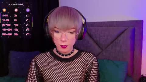 Sam online show from 09/10/25, 07:19