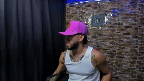 Snapshot of sam_stiglitz chatting on 03/03/25, 12:26 Sam online show from 03/03/25, 12:26
