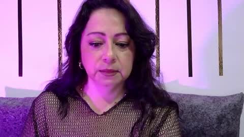 Snapshot of sam_sweet48 chatting on 09/17/25, 08:43 Sam online show from 09/17/25, 08:43