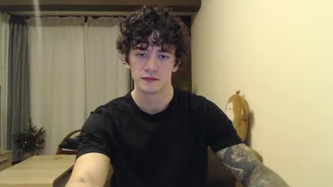 Snapshot of sam_winchest chatting on 01/05/25, 11:12 Sam online show from 01/05/25, 11:12