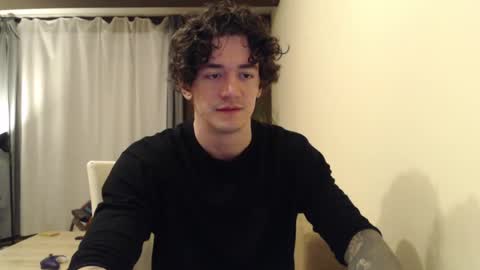 Snapshot of sam_winchest chatting on 02/21/25, 01:11 Sam online show from 02/21/25, 01:11