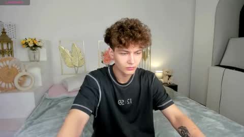 Sam online show from 09/28/25, 03:06