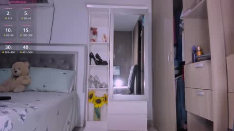 carolina online show from 03/09/25, 01:56