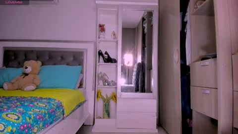 carolina online show from 10/14/25, 01:50