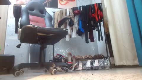Snapshot of samanta_brownn_ chatting on 04/30/26, 11:16 samanta online show from 04/30/26, 11:16