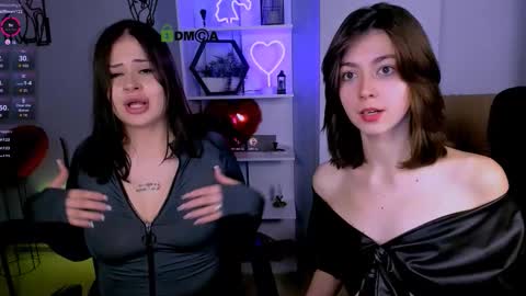 Snapshot of samanta_kisses chatting on 11/30/25, 01:31 samanta_kisses online show from 11/30/25, 01:31