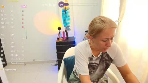 Samanta Stone online show from 11/24/25, 08:52