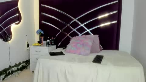 samantaht online show from 02/07/25, 09:15