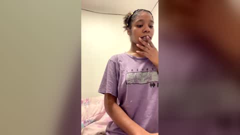 Samantha online show from 04/26/26, 11:02