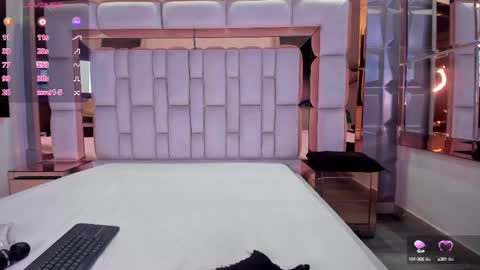 S A M A N T A   online show from 03/06/25, 07:47