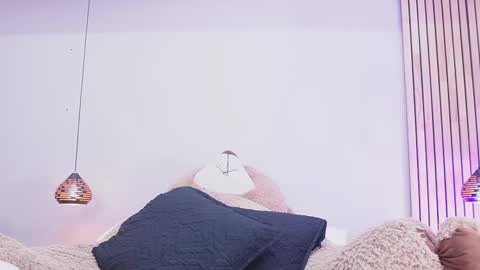 samantavazquez online show from 11/25/25, 11:43