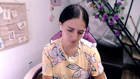Snapshot of samantha2girl chatting on 06/02/26, 05:26 samantha online show from 06/02/26, 05:26