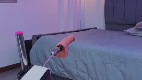 samantha_blow online show from 04/28/26, 04:06