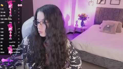 Snapshot of samantha_blow chatting on 06/18/26, 02:56 samantha_blow online show from 06/18/26, 02:56