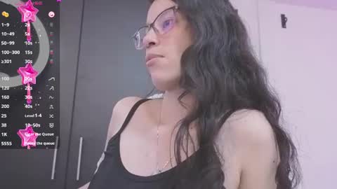 Snapshot of samantha_blow chatting on 07/23/26, 08:18 samantha_blow online show from 07/23/26, 08:18