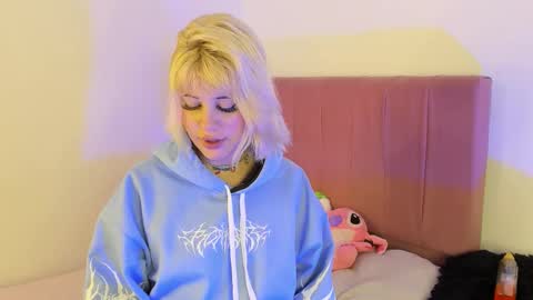 samantha_browwnn online show from 12/17/25, 03:34