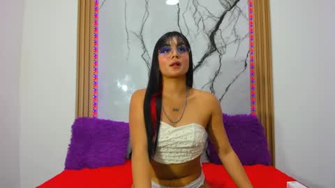 Snapshot of samantha_bunty chatting on 11/17/25, 07:08 Samantha Cosplay Fridays online show from 11/17/25, 07:08