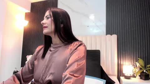 Samantha online show from 11/20/25, 04:01