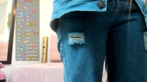    online show from 12/14/25, 10:31