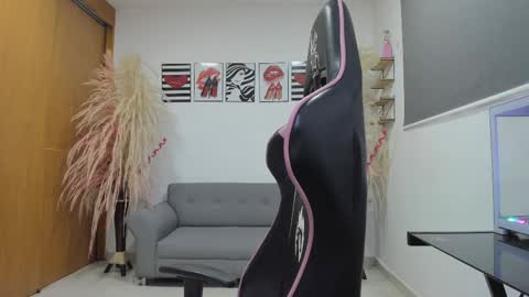 Samantha ga online show from 02/18/25, 06:04
