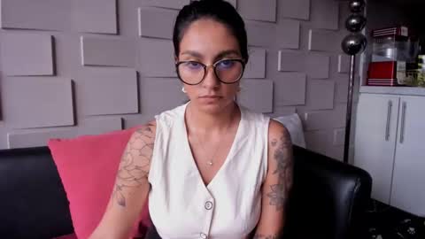 Samantha online show from 01/03/25, 04:16