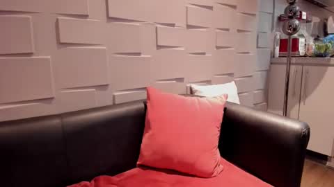 Samantha online show from 01/17/25, 01:47