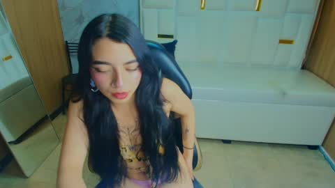 Snapshot of samantha_petite_tf chatting on 04/23/26, 03:19 Sami online show from 04/23/26, 03:19