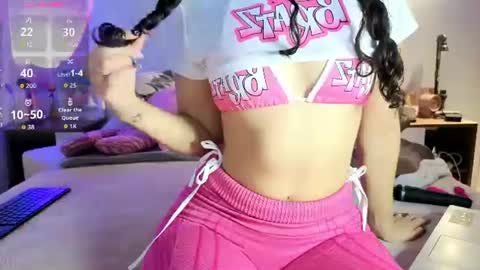 Snapshot of samantha_ros1 chatting on 06/10/26, 12:04 Samantha Ros online show from 06/10/26, 12:04