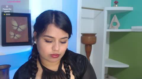 samantha_smiithh online show from 10/04/25, 08:51
