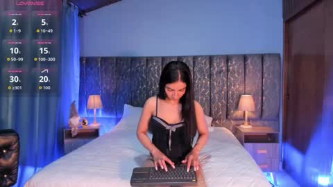 samantha_velle online show from 04/17/26, 02:09