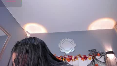  Samanthaa online show from 10/22/25, 11:43