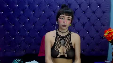 Samantha Smitth online show from 01/18/25, 09:56